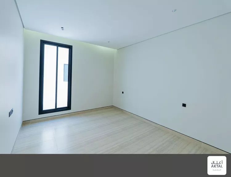 Floor for Sale in Riyadh Al Arid 11