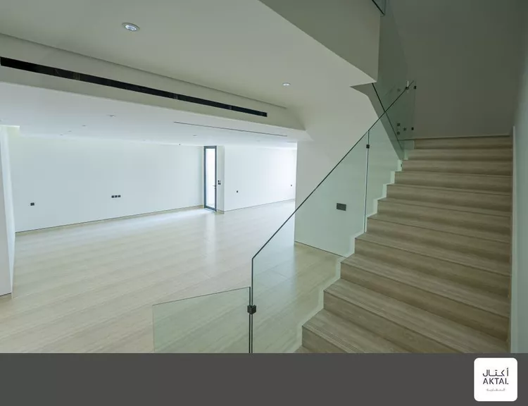 Floor for Sale in Riyadh Al Arid صورة 2