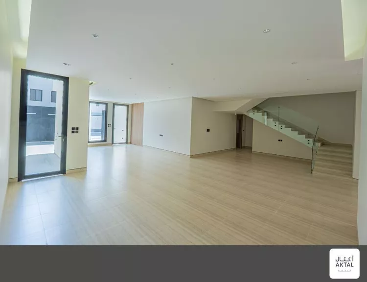 Floor for Sale in Riyadh Al Arid صورة 3