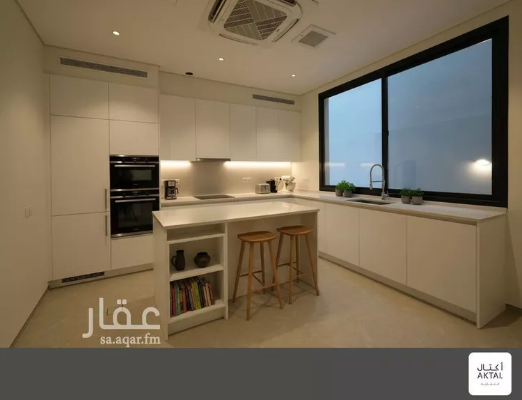 فيلا للبيع في شارع صهيب أبي موسى, حي العارض, مدينة الرياض, منطقة الرياض صورة 4