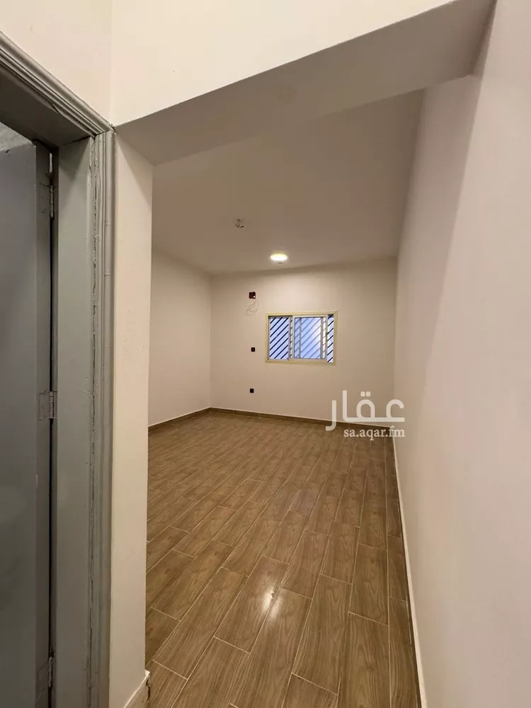 فيلا للإيجار في شارع عبدالمنعم الشافعي, حي الملز, مدينة الرياض, منطقة الرياض صورة 2