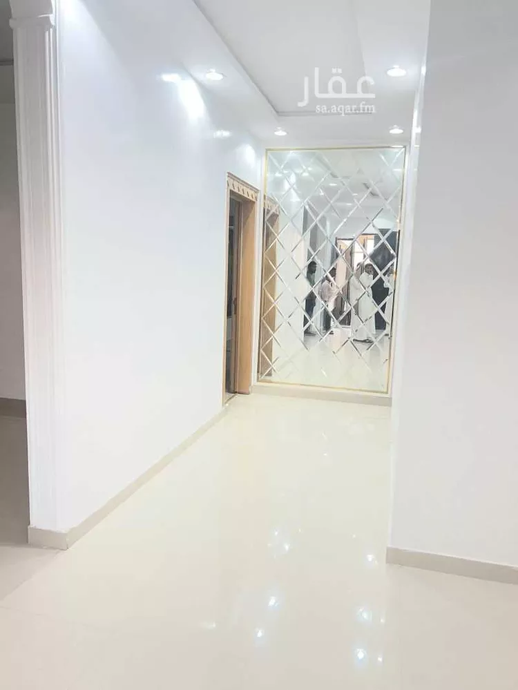 فيلا للإيجار في شارع جعفر بن أبي بكر لبني ، حي الرمال ، الرياض ، منطقة الرياض صورة 3