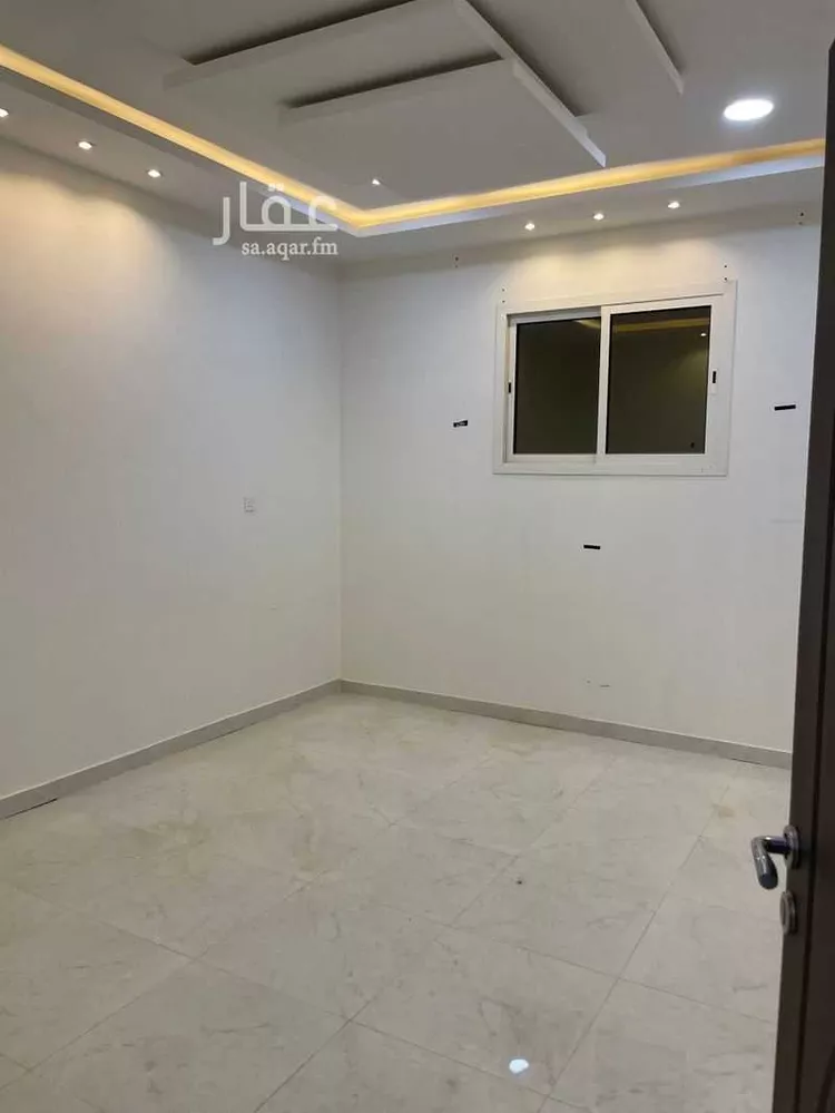 فيلا للإيجار في شارع الحمر 181, حي الحمر الجنوبي, مدينة بريدة, منطقة القصيم صورة 2