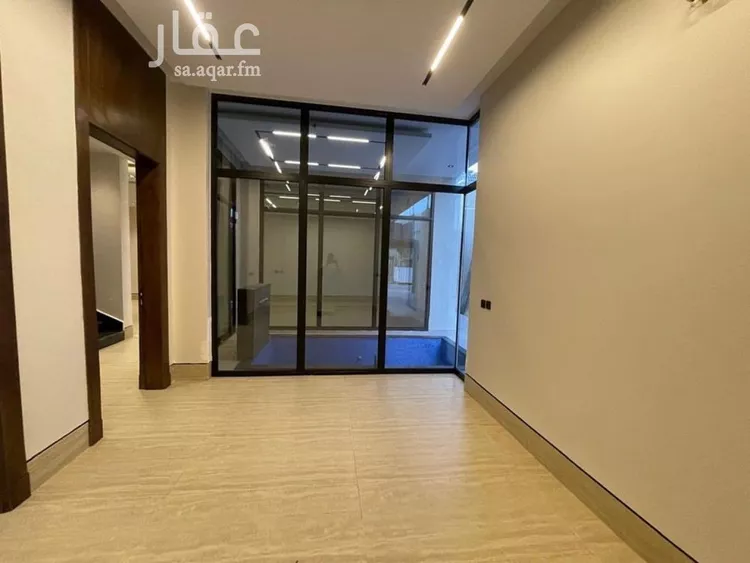 فيلا للبيع في شارع مسلم بن عبيدالله, حي العارض, مدينة الرياض, منطقة الرياض صورة 5