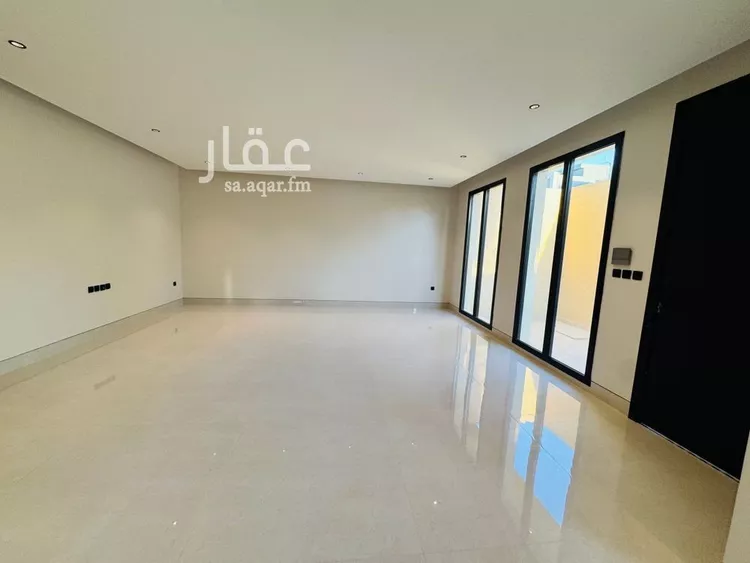 فيلا للبيع في شارع مسلم بن عبيدالله, حي العارض, مدينة الرياض, منطقة الرياض صورة 4