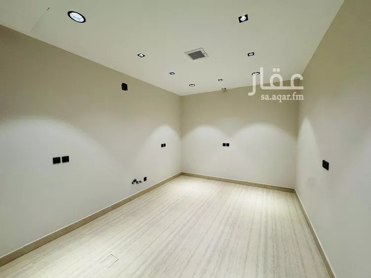 دور للبيع في شارع الحسن بن سفيان, حي العارض, مدينة الرياض, منطقة الرياض صورة 5