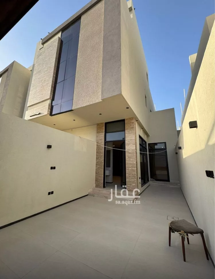 دور للبيع في شارع الحسن بن سفيان, حي العارض, مدينة الرياض, منطقة الرياض