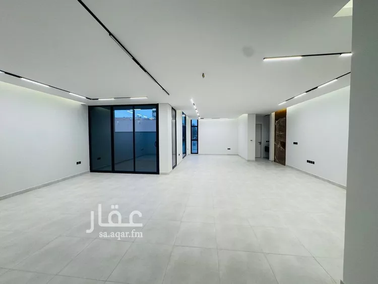 Floor for Sale in Riyadh Al Arid 13