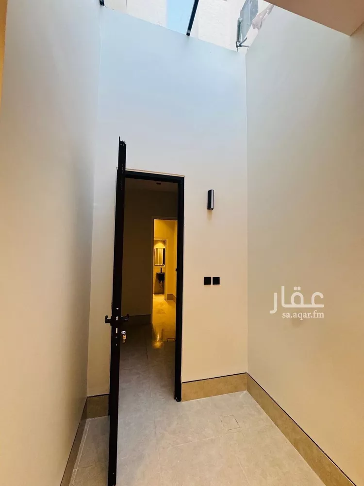 فيلا للبيع في شارع محمد الموافي, حي النرجس, مدينة الرياض, منطقة الرياض صورة 5