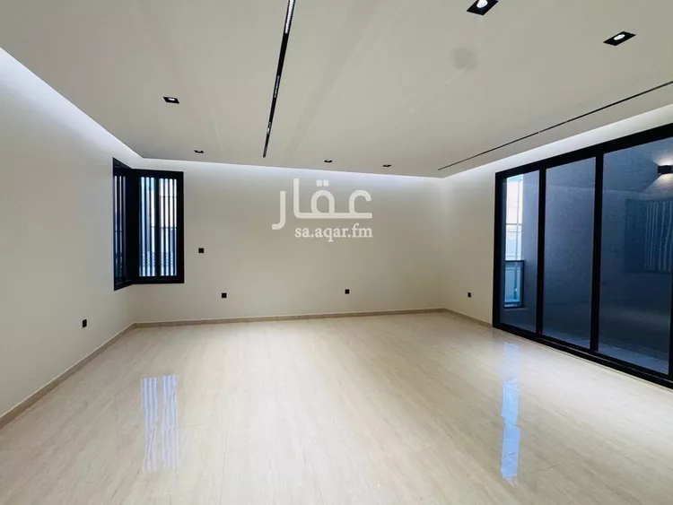 فيلا للبيع في شارع محمد بن الأزهر, حي العارض, مدينة الرياض, منطقة الرياض 7