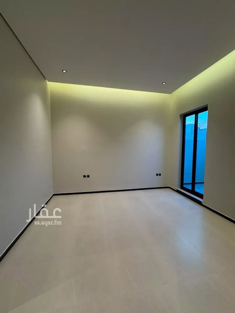 Apartment for Sale in Riyadh Al Arid 15