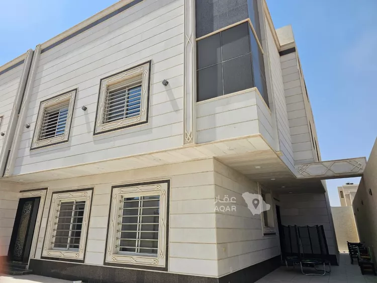 فيلا للبيع في شارع أحمد بن سعد الخيفي, حي العارض, مدينة الرياض, منطقة الرياض 15