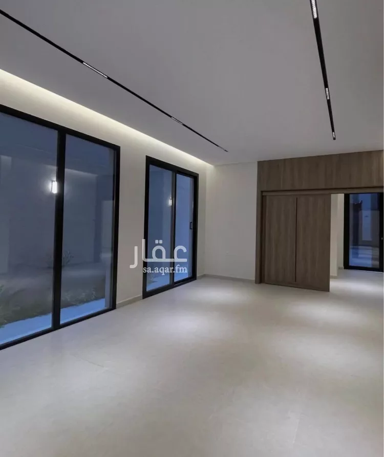 فيلا للبيع في شارع مسلم بن عبيدالله, حي العارض, مدينة الرياض, منطقة الرياض صورة 5