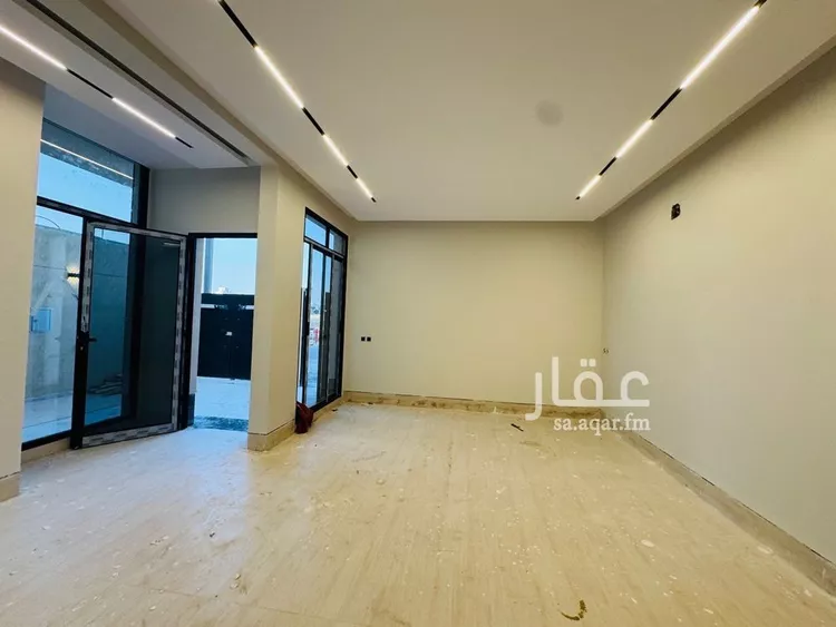 Villa for Sale in Riyadh Al Arid 18