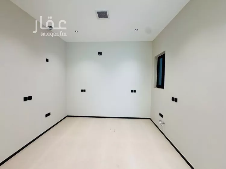 دور للبيع في شارع الحسن بن سفيان, حي العارض, مدينة الرياض, منطقة الرياض صورة 2