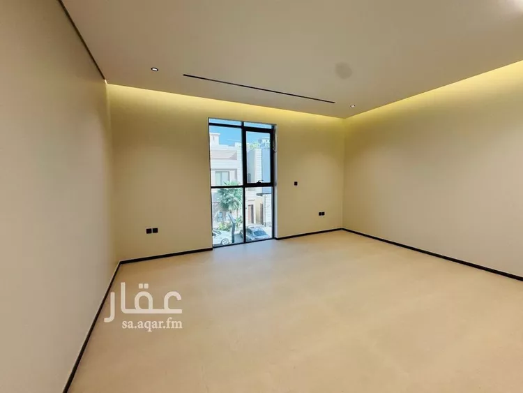 Floor for Sale in Riyadh Al Arid 12
