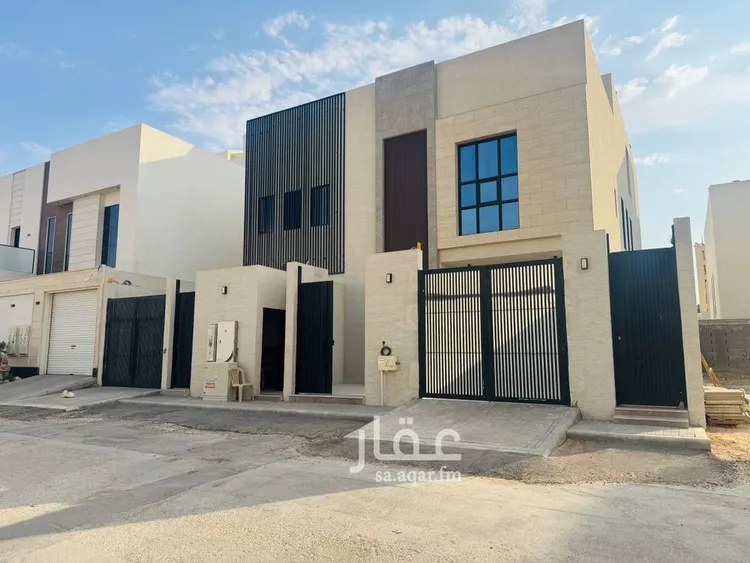 فيلا للبيع في شارع أحمد بساطي, حي العارض, مدينة الرياض, منطقة الرياض صورة 2