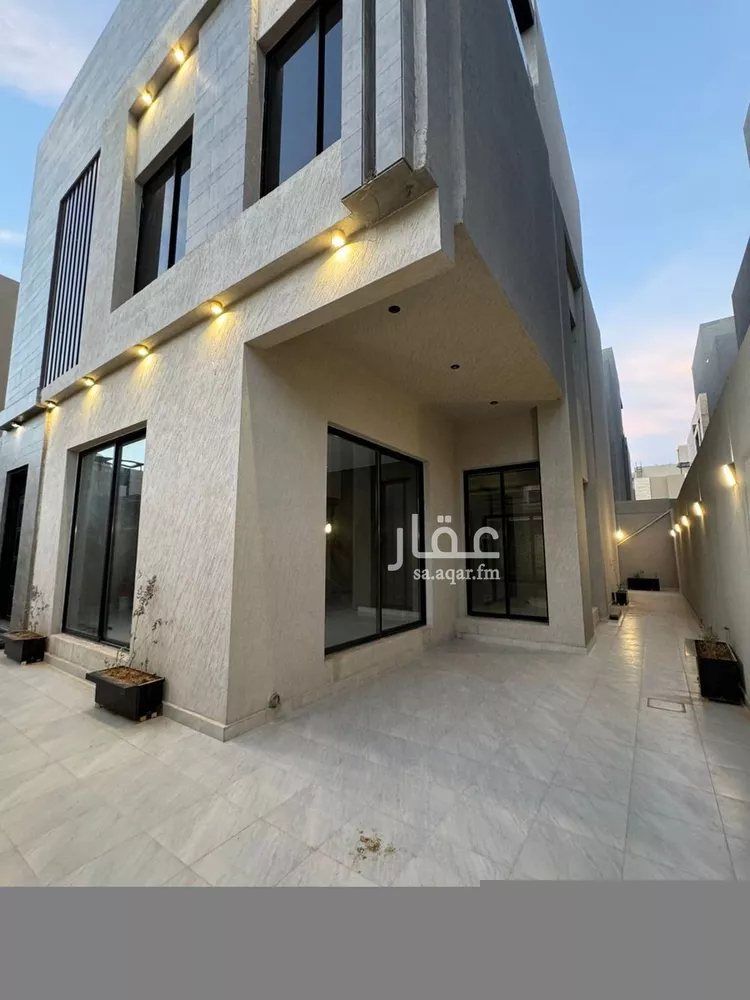 فيلا للبيع في شارع مسلم بن عبيدالله, حي العارض, مدينة الرياض, منطقة الرياض صورة 2