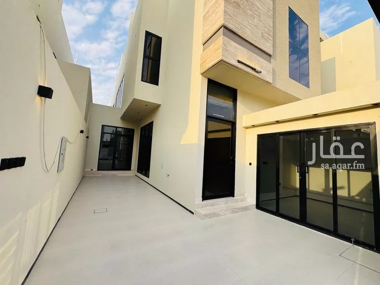 فيلا للبيع في شارع عيسى بن احمد المرشدي, حي العارض, مدينة الرياض, منطقة الرياض صورة 2