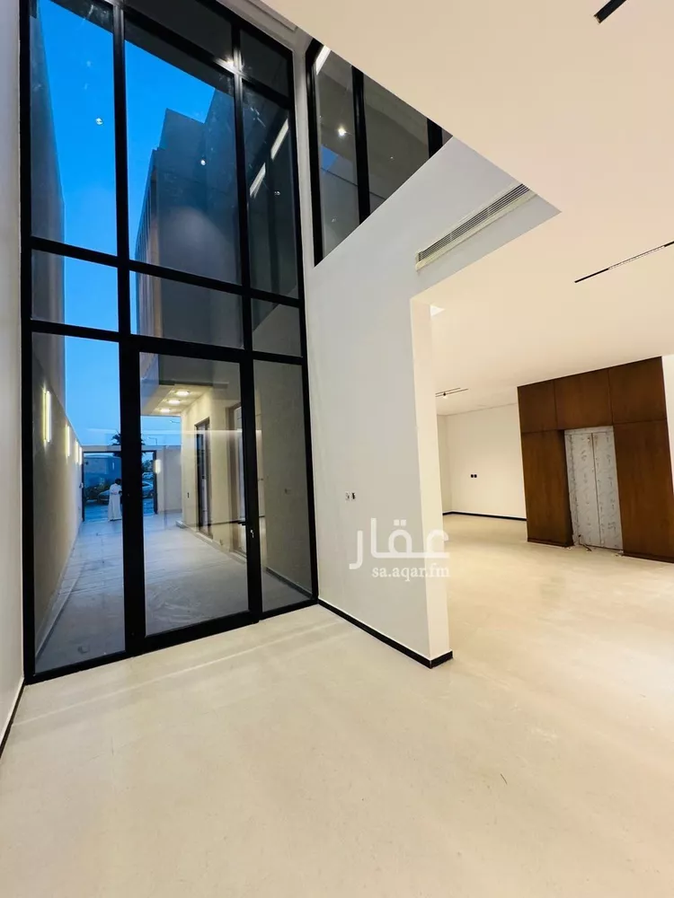 فيلا للبيع في شارع إبراهيم بن حسين بيري, حي العارض, مدينة الرياض, منطقة الرياض 14