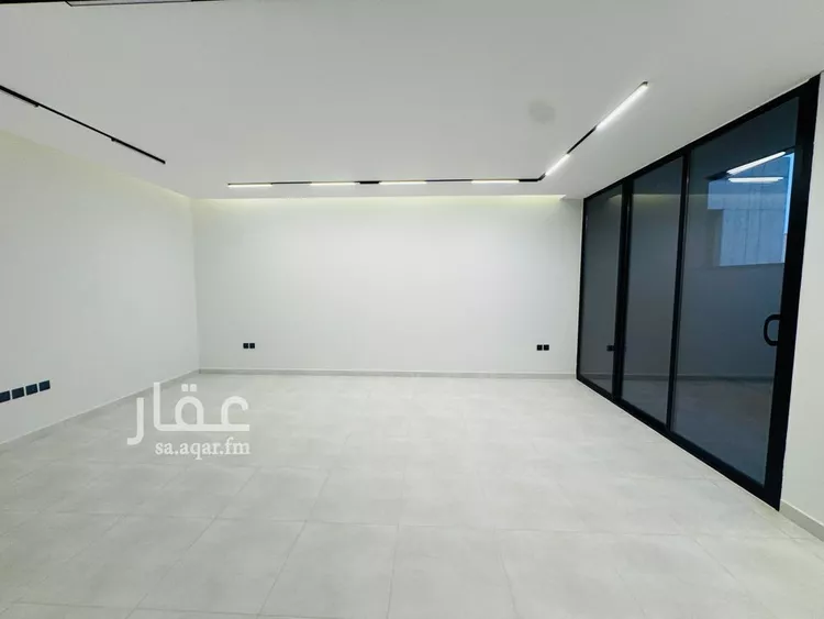 Floor for Sale in Riyadh Al Arid 14
