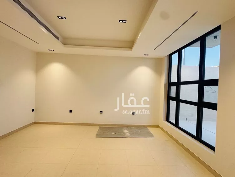 فيلا للبيع في شارع البيت العتيق, حي العارض, مدينة الرياض, منطقة الرياض صورة 3