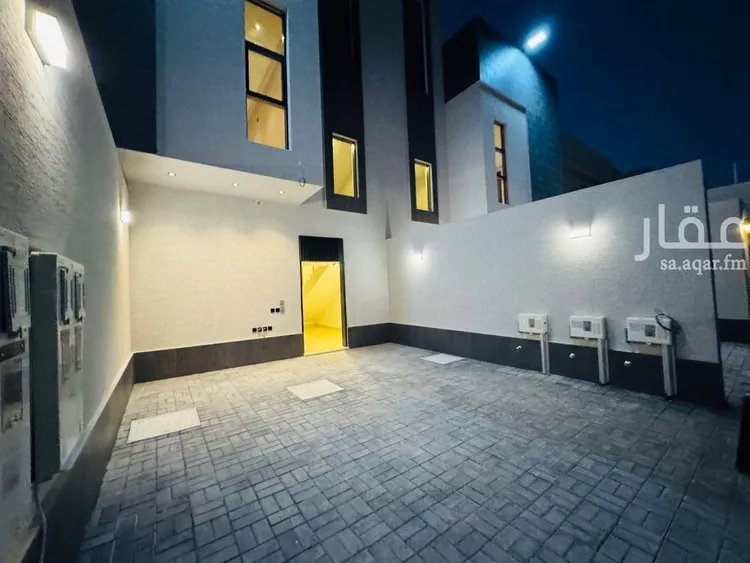 دور للبيع في شارع محمد بن أبان, حي العارض, مدينة الرياض, منطقة الرياض