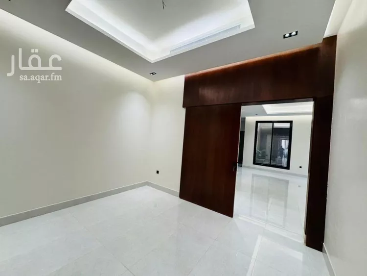 Villa for Sale in Riyadh Al Arid 9
