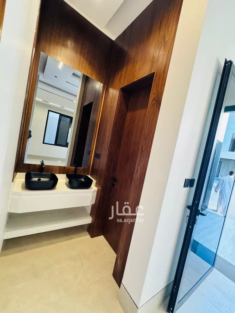 فيلا للبيع في شارع البديع الشمالي, حي العارض, مدينة الرياض, منطقة الرياض صورة 3