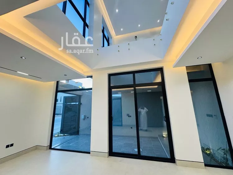 فيلا للبيع في شارع الدغمان, حي العارض, مدينة الرياض, منطقة الرياض صورة 2
