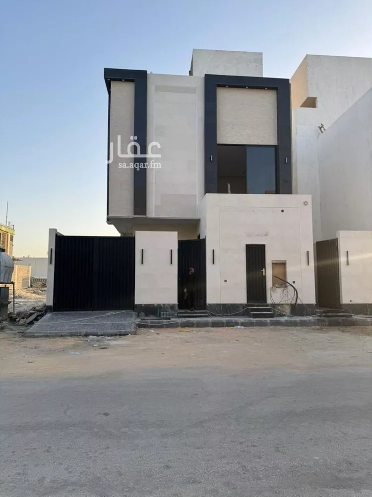 فيلا للبيع في شارع أبي بكر بن علي الحدادي العبادي, حي النرجس, مدينة الرياض, منطقة الرياض صورة 2
