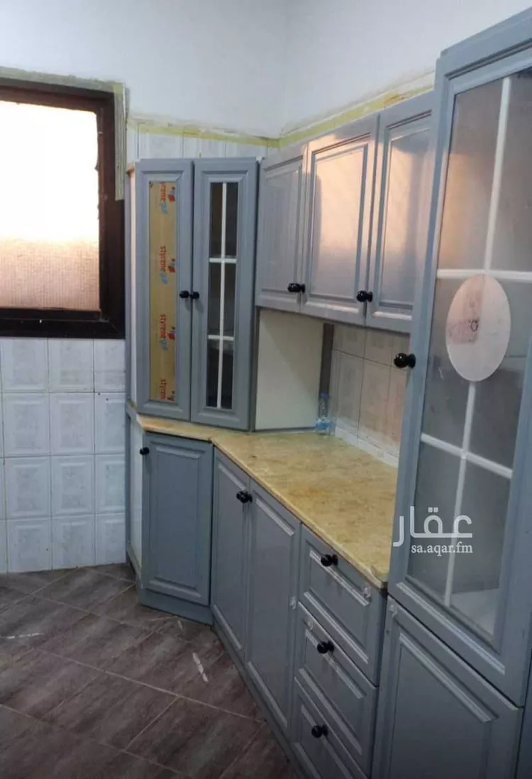 شقة للإيجار في شارع محمد الثناء, حي الروضة, مدينة تبوك, منطقة تبوك صورة 2