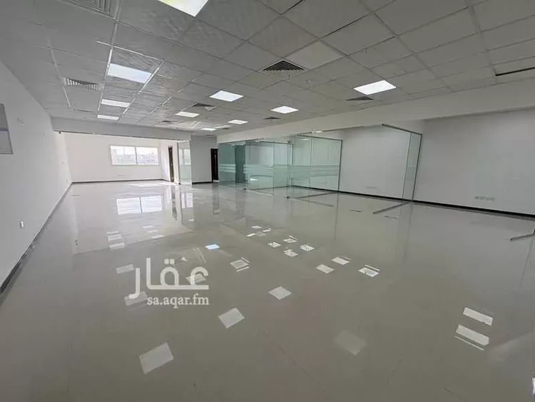 مكتب تجاري للإيجار في شارع الثمامه, حي الصحافة, مدينة الرياض, منطقة الرياض