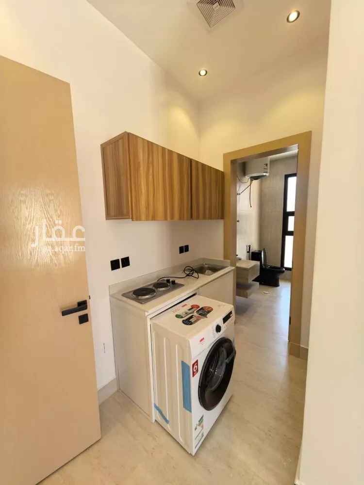 عمارة للبيع في شارع الرحبة, حي المعذر, مدينة الرياض, منطقة الرياض صورة 2