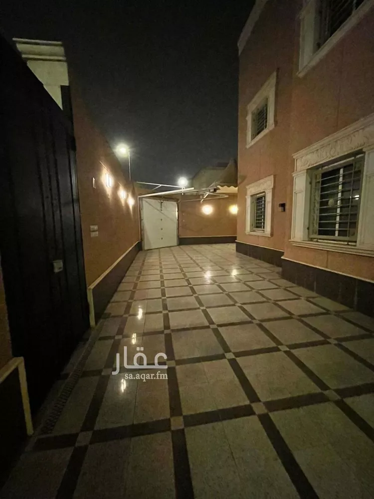 فيلا للبيع في شارع عبدالله بن معمر, حي أم الحمام الغربي, مدينة الرياض, منطقة الرياض صورة 2