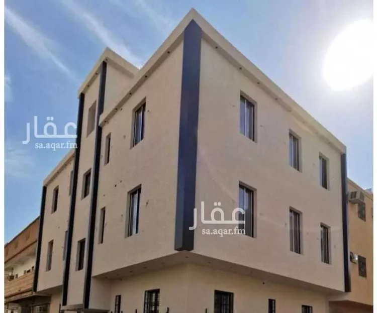 Building for Sale in Riyadh Umm Al Hamam Al Sharqi