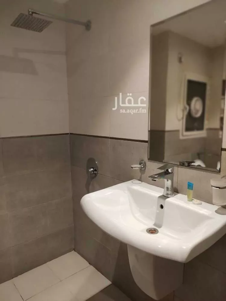 غرفة للإيجار في شارع الملك فيصل ابن عبدالعزيز سعود, حي المربع, مدينة الرياض, منطقة الرياض صورة 4