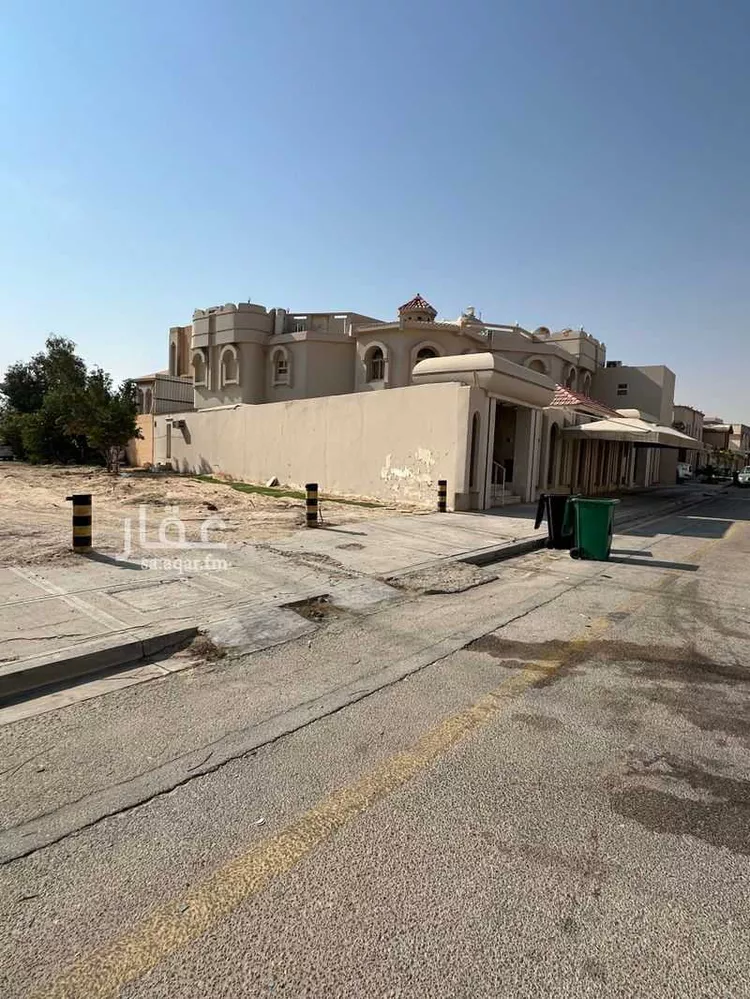 فيلا للبيع في شارع اسماء بنت النعمان, حي محاسن ارامكو الثاني, مدينة الاحساء, المنطقة الشرقية صورة 2