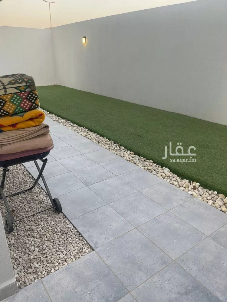 فيلا للبيع في شارع البدع, حي الإسكان الشمالي, مدينة الدمام, المنطقة الشرقية صورة 2