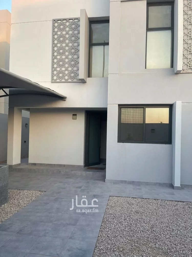 فيلا للبيع في شارع البدع, حي الإسكان الشمالي, مدينة الدمام, المنطقة الشرقية صورة 4