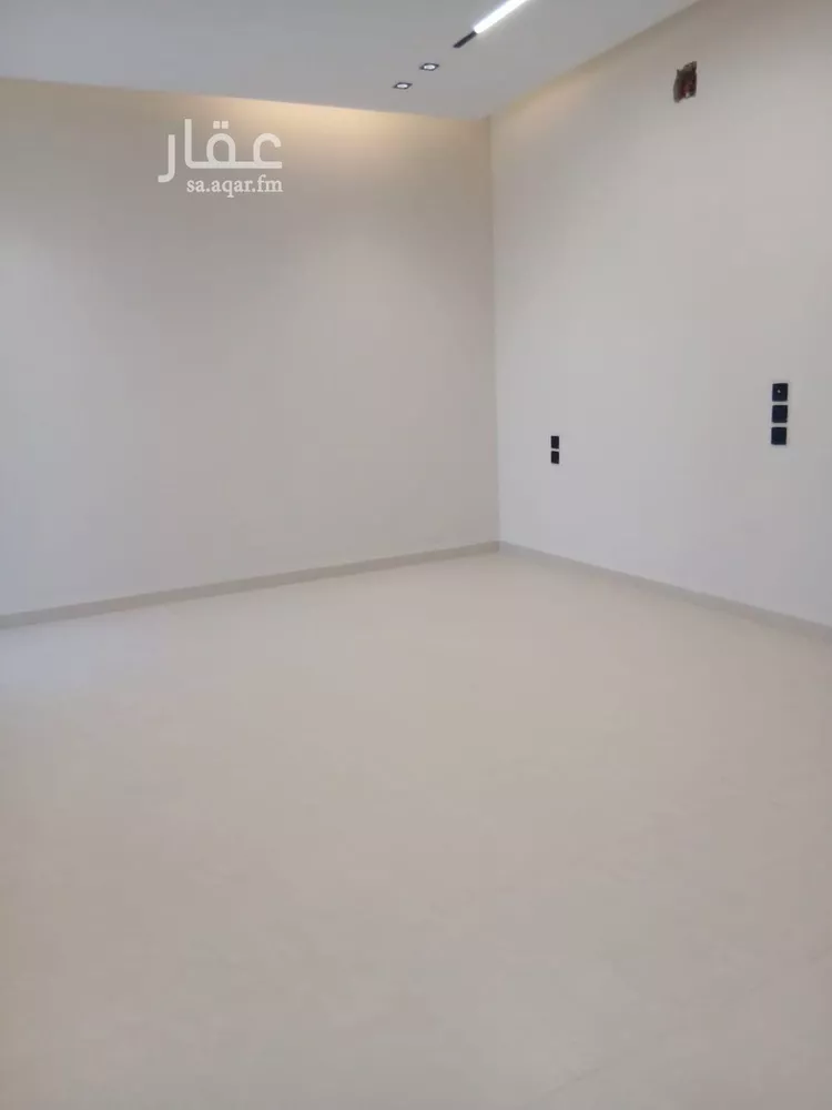 فيلا للبيع في شارع أبي الحسن الغافقي, حي البيان, مدينة الرياض, منطقة الرياض صورة 5