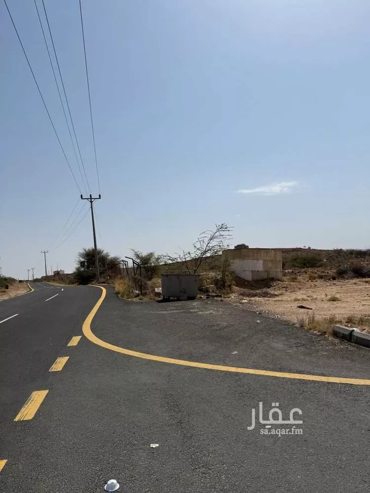 أرض للبيع في شارع شارع المجمع, حي الورود, مدينة احد رفيدة - الواديين, منطقة عسير صورة 3