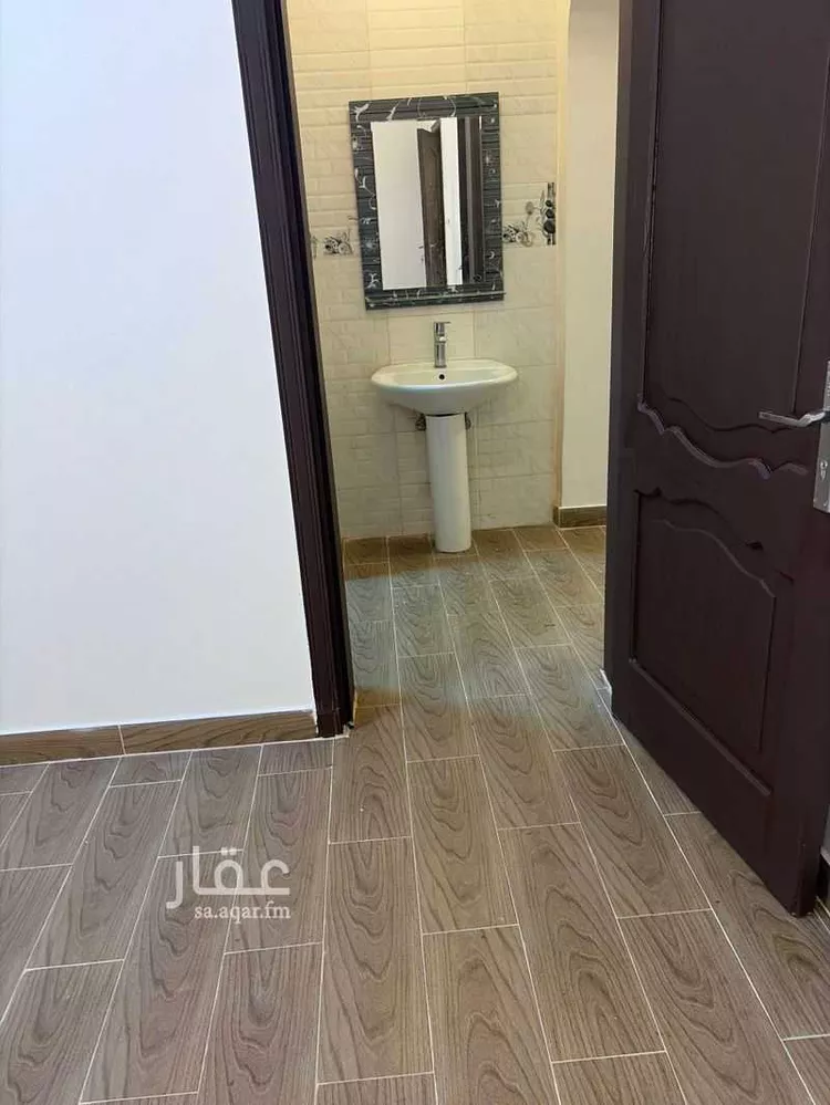 شقة للإيجار في شارع عوف بن نجوي, حي النزهة, مدينة جدة, منطقة مكة المكرمة صورة 3