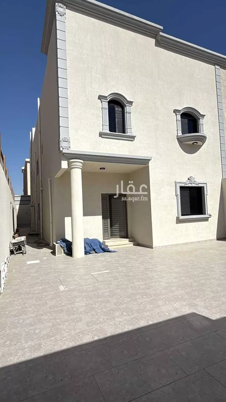 فيلا للبيع في شارع عوف بن دلهم, حي الفرسان, مدينة الدمام, المنطقة الشرقية صورة 5
