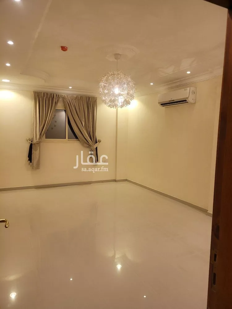 شقة للإيجار في شارع 21ا, حي الحمراء, مدينة الخبر, المنطقة الشرقية صورة 2
