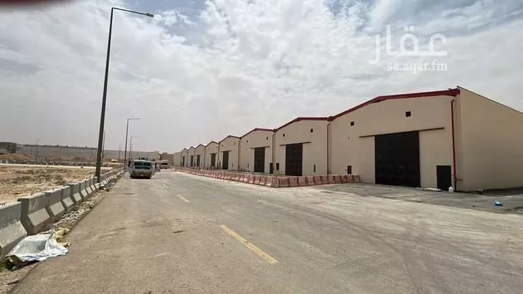 مستودع للإيجار في شارع روضة عشيران, حي طيبة, مدينة الرياض, منطقة الرياض
