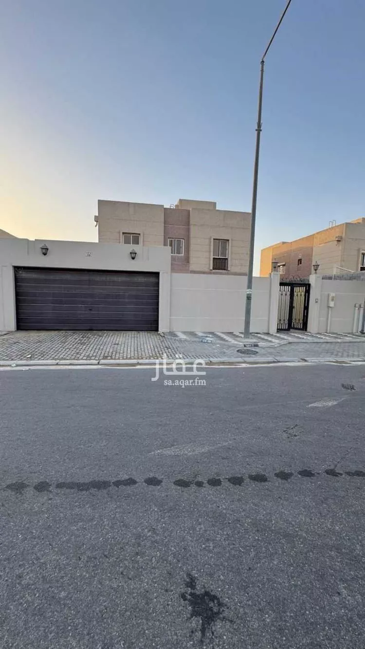 فيلا للبيع في شارع شارع الربيع 2, مدينة مدينه الجبيل الصناعيه, المنطقة الشرقية