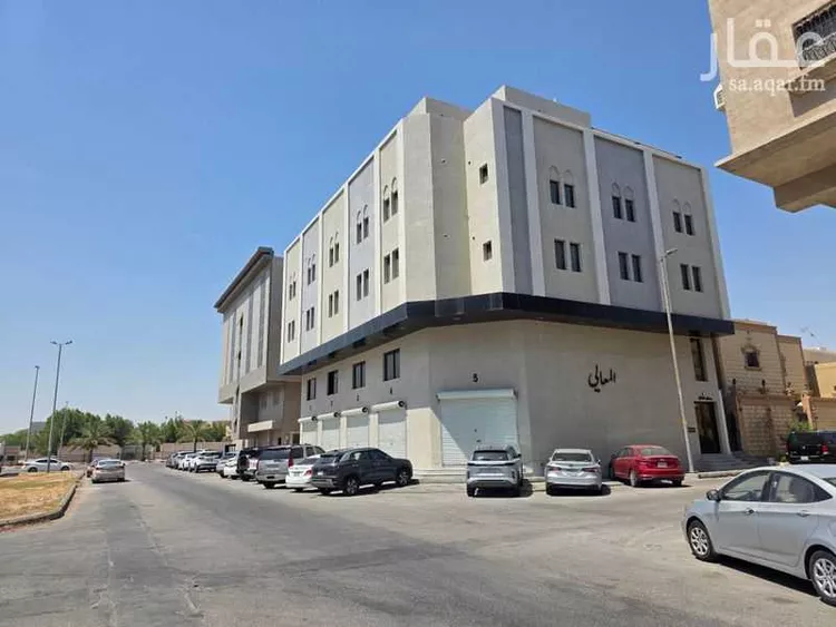 عمارة للبيع في شارع العاشر, حي مدينة العمال, مدينة الدمام, المنطقة الشرقية صورة 2