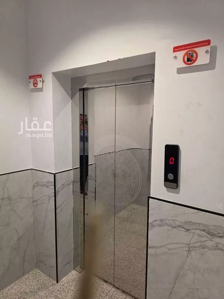 عمارة للبيع في شارع العاشر, حي مدينة العمال, مدينة الدمام, المنطقة الشرقية صورة 4