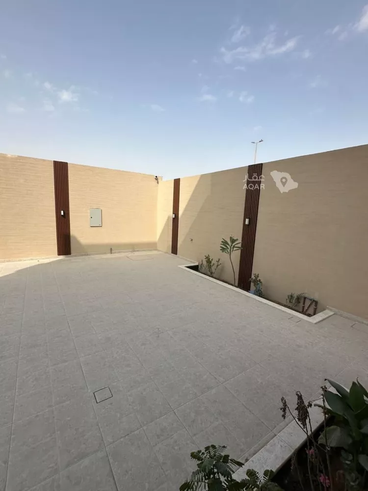 فيلا للبيع في شارع العروبه, حي الشعلة, مدينة الدمام, المنطقة الشرقية 11
